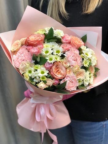 Букет цветов из: Гвоздики, Розы и Хризантемы в Курганинске