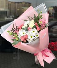 Букет цветов из:  Розы, Лизиантусы и Хризантемы в Курганинске